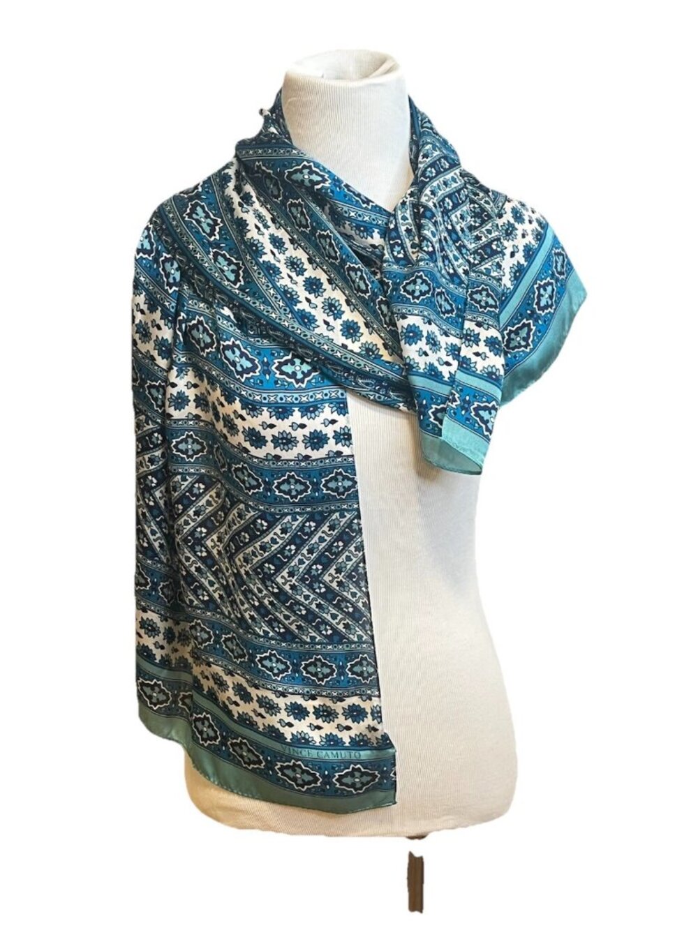 Vince Camuto 100% Silk Oblong Scarf Blue Teal Geometric Floral Print 17 x 72
